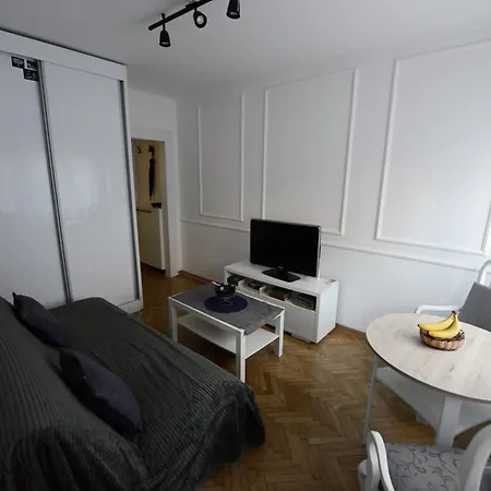 Anywhere On Foot - Free Parking * Belgrado